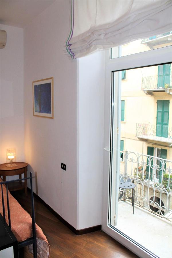 You Stay "Main Street & Station" La Spezia Bagian luar foto